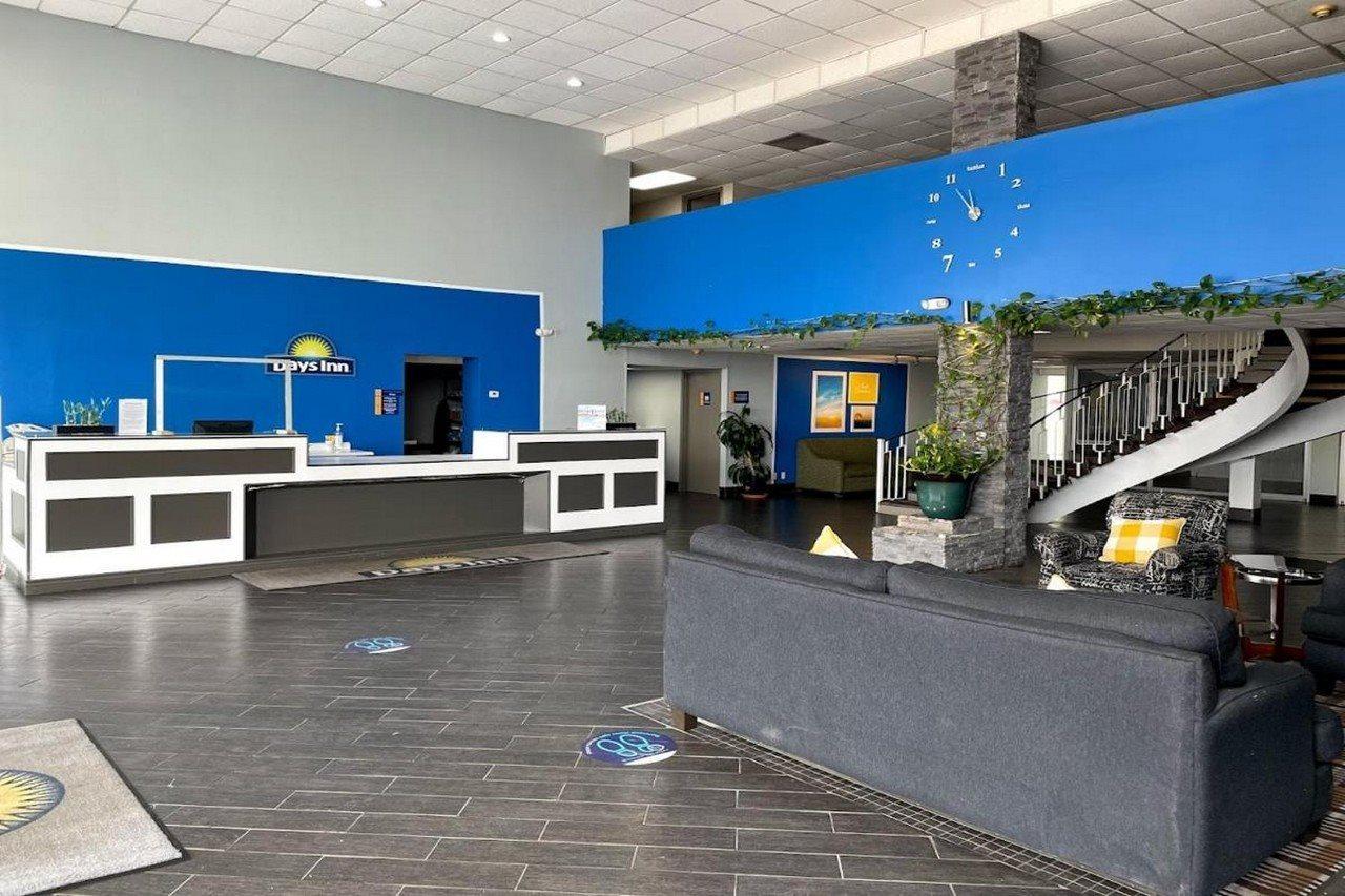 Days Inn By Wyndham Fort Wright Cincinnati Area Buitenkant foto