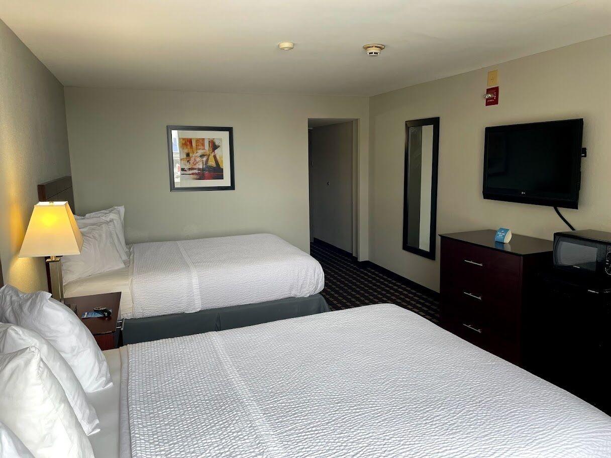 Days Inn By Wyndham Fort Wright Cincinnati Area Buitenkant foto
