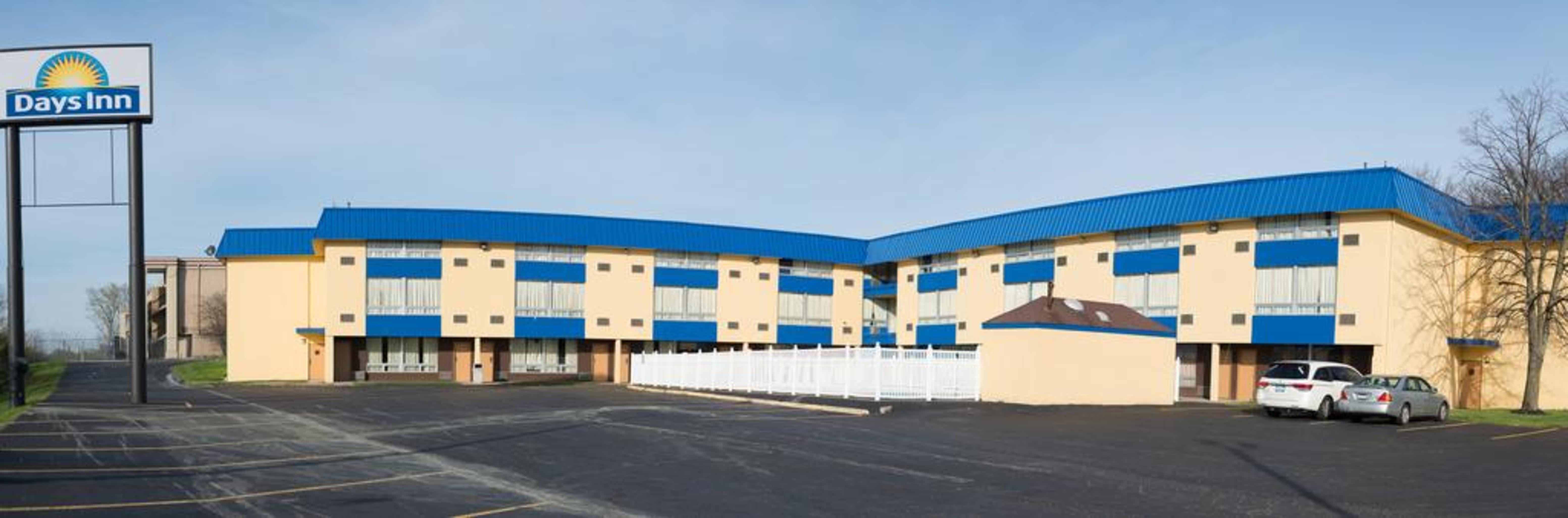 Days Inn By Wyndham Fort Wright Cincinnati Area Buitenkant foto