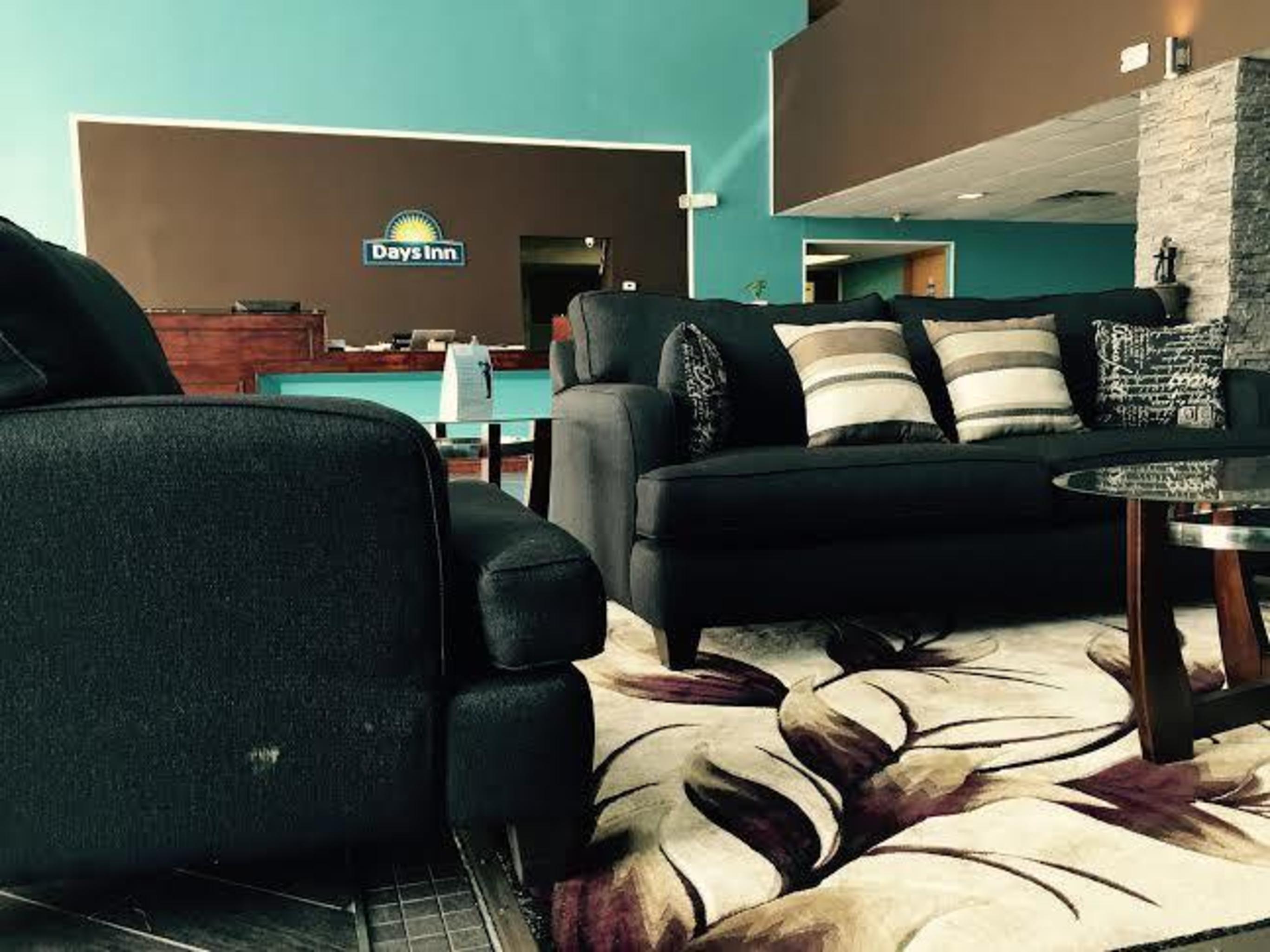 Days Inn By Wyndham Fort Wright Cincinnati Area Buitenkant foto