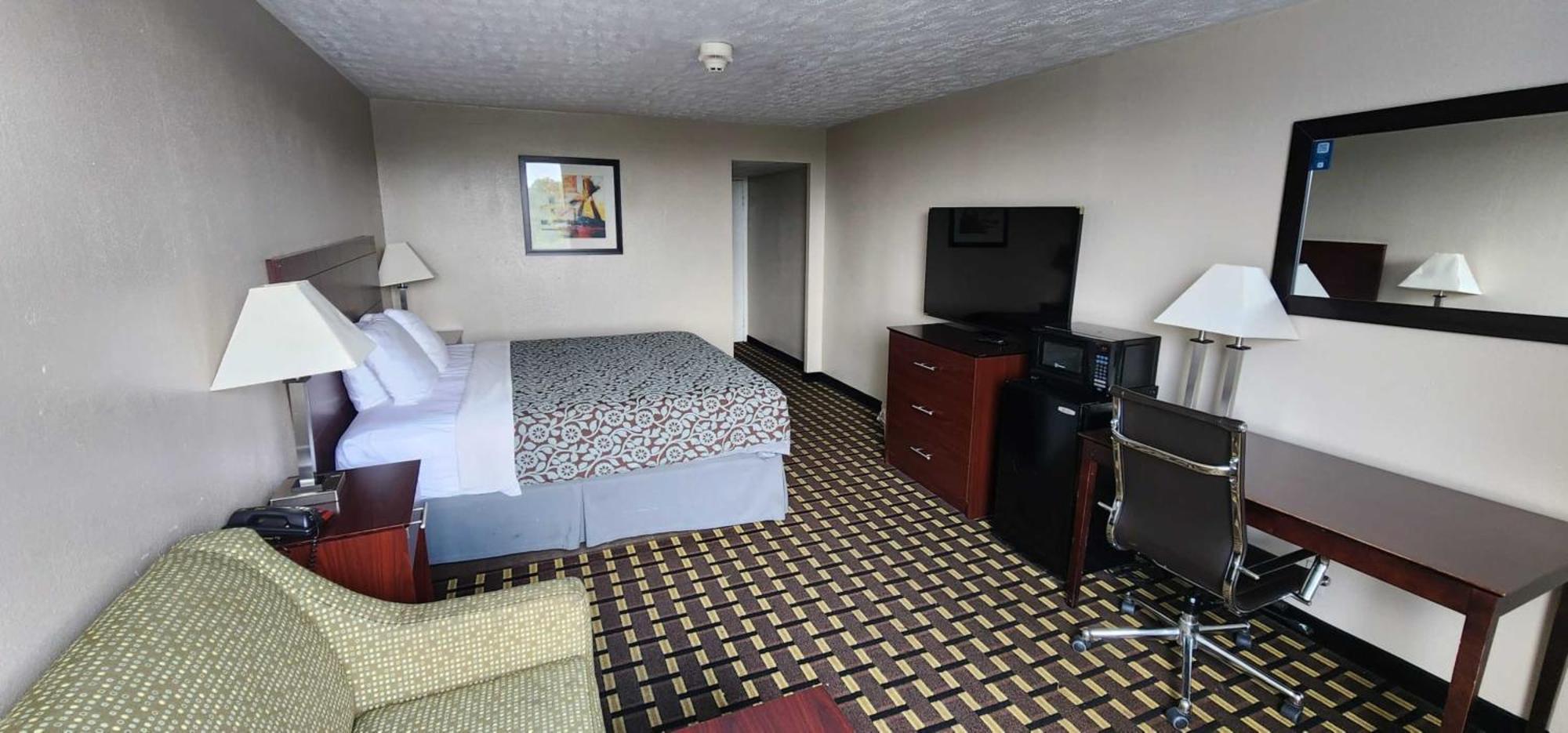 Days Inn By Wyndham Fort Wright Cincinnati Area Buitenkant foto