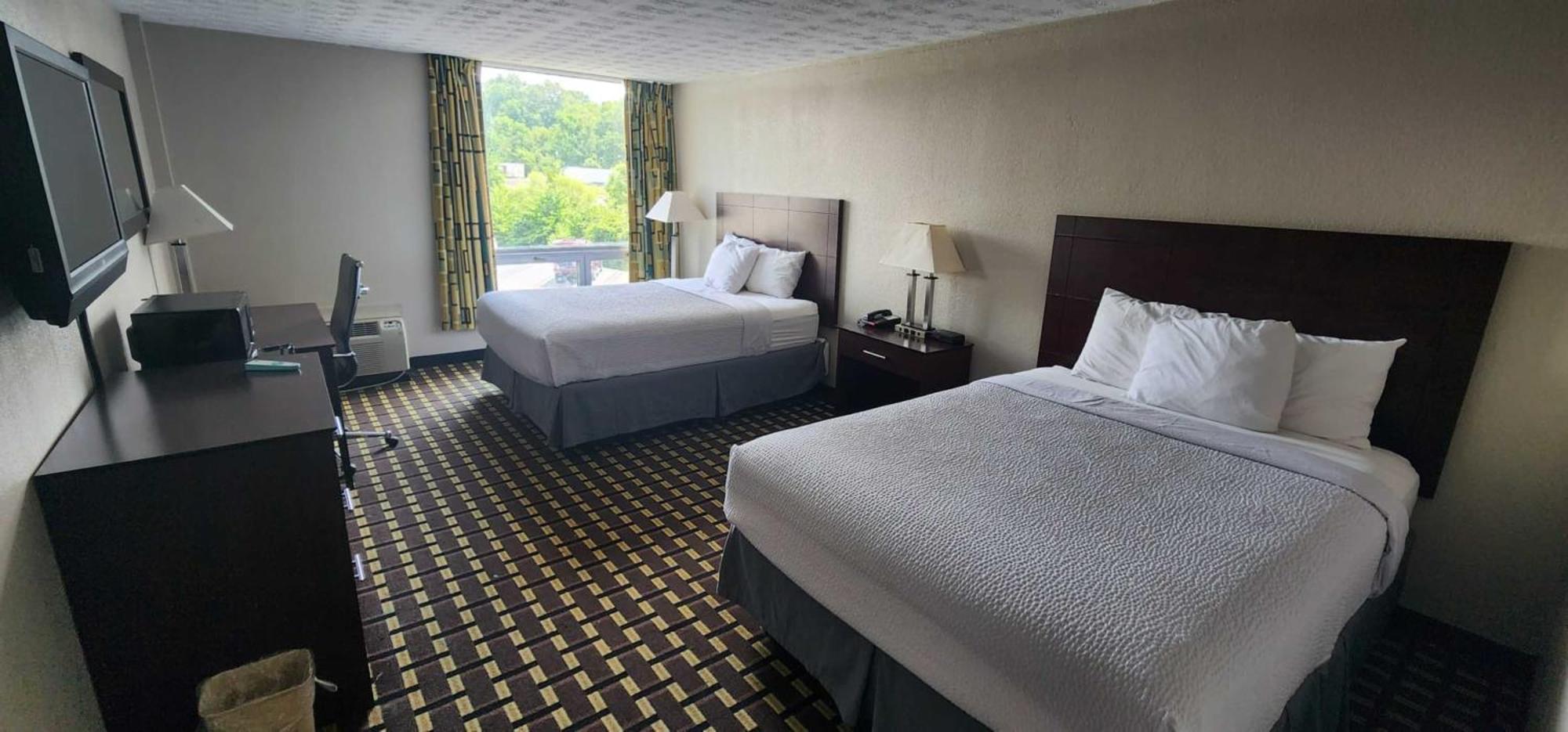 Days Inn By Wyndham Fort Wright Cincinnati Area Buitenkant foto