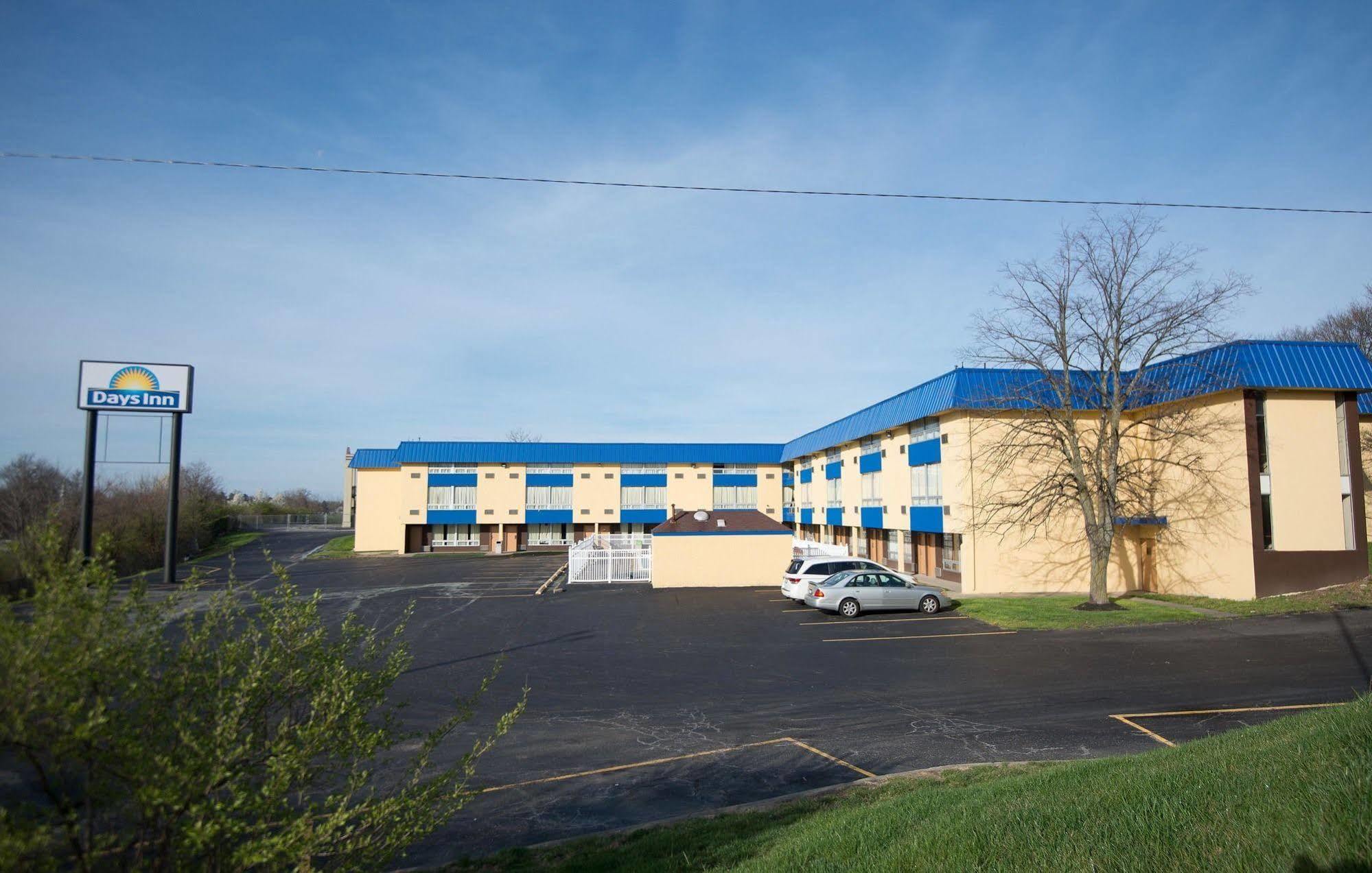 Days Inn By Wyndham Fort Wright Cincinnati Area Buitenkant foto